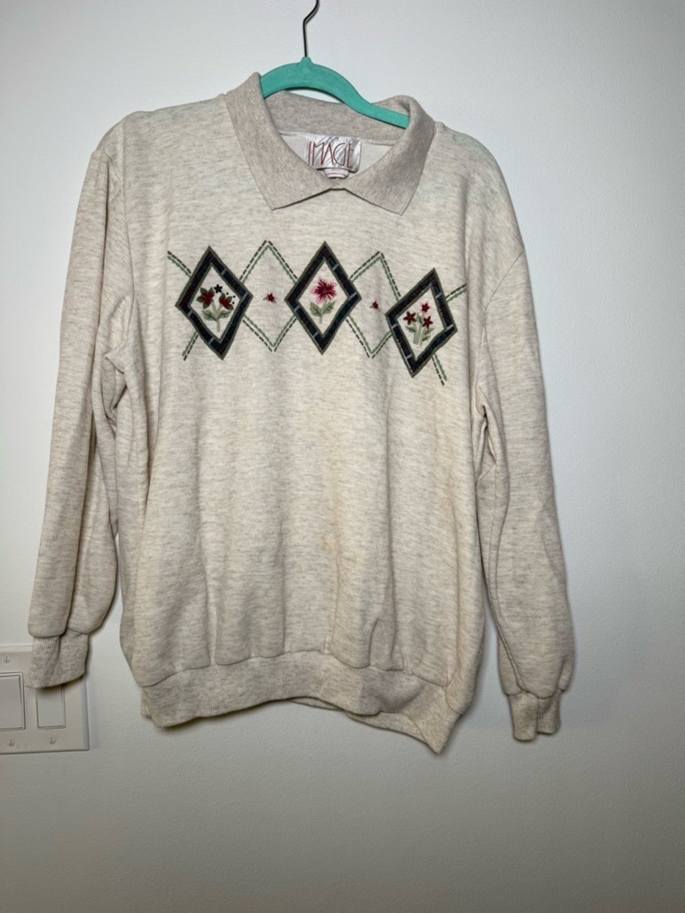 Vintage Embroidered Diamond Motif Crewneck Sweater - Cream